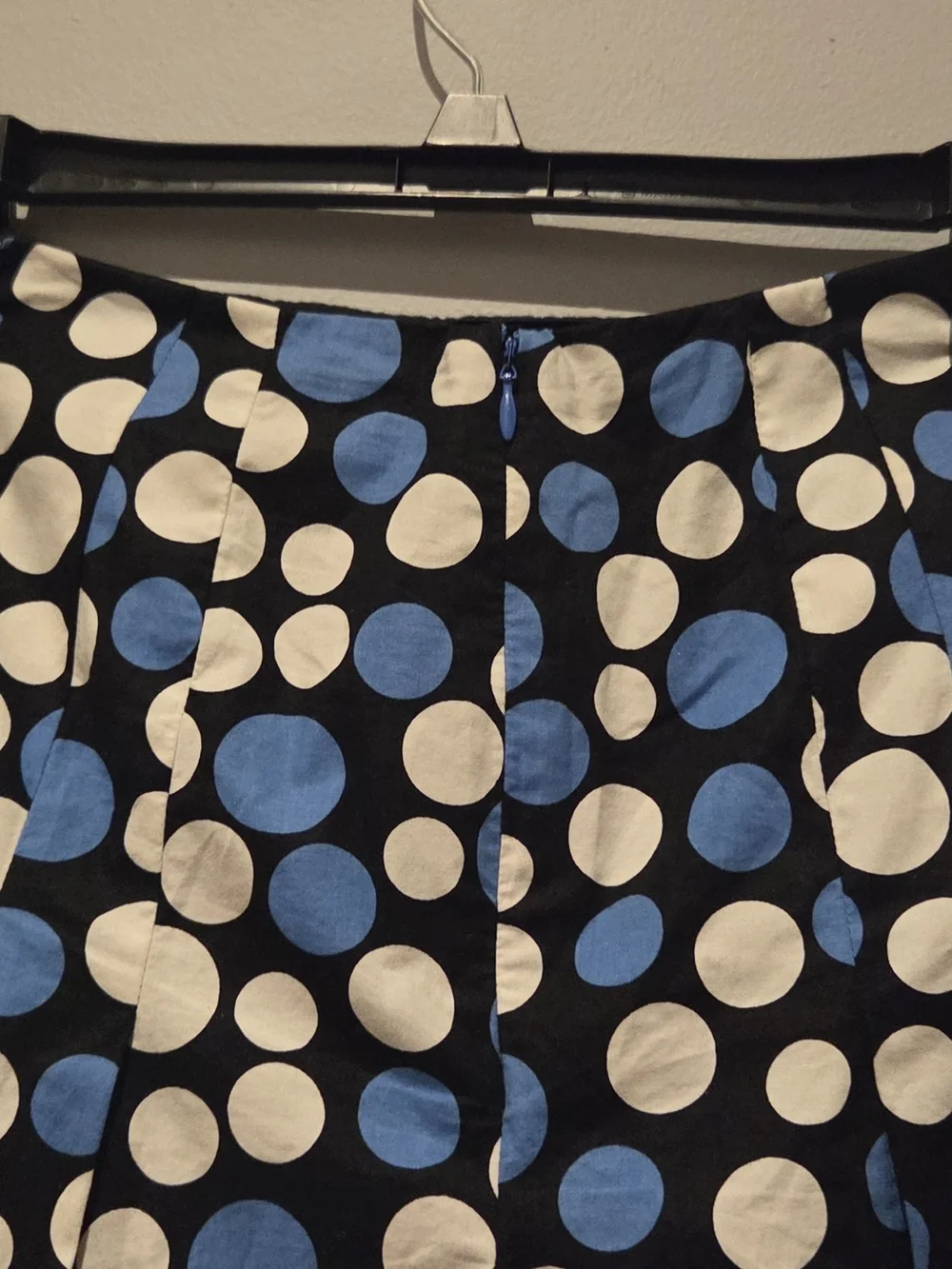 Ellen Tracy Polka Dot Pleated A-Line Skirt Blue White Black Size 2  EUC